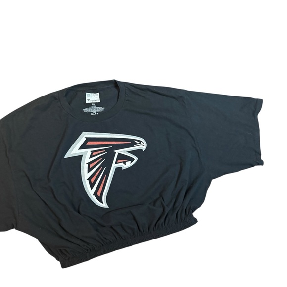 Atlanta Falcons Reworked Crop Top - Picture 4 of 4